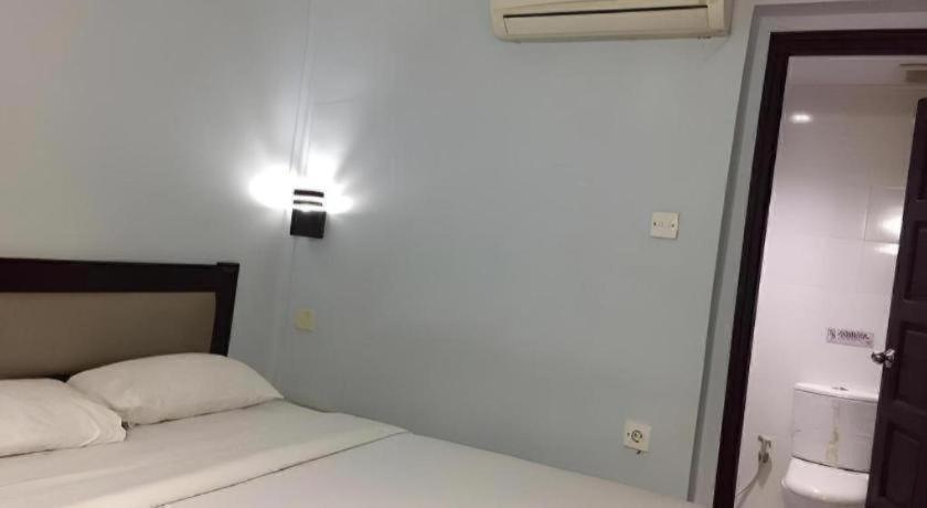 Hotel K77 Dumai Exteriér fotografie